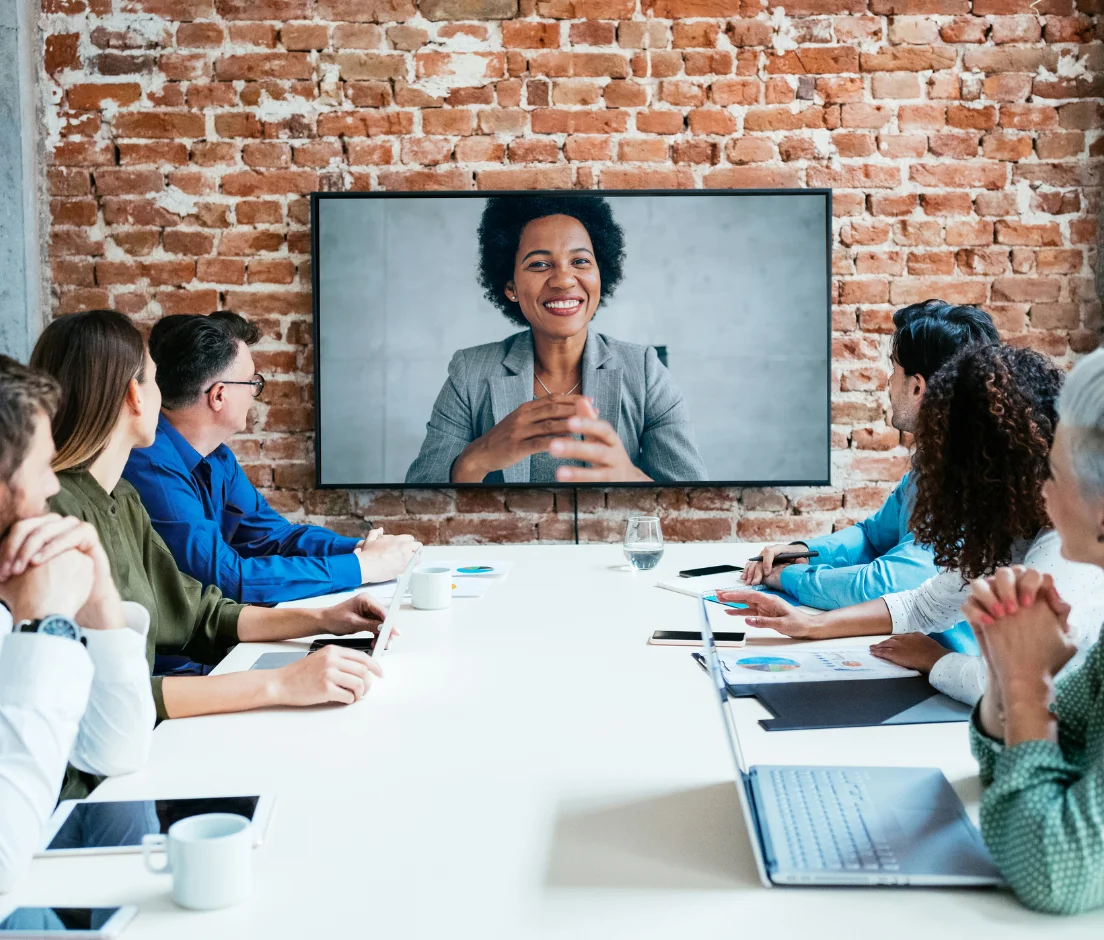 img-sg2-why-choose-teams-rooms